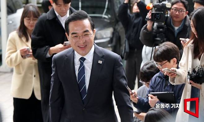 기획예산처 장관 후보자로 지명된 박홍근 더불어민주당 의원이 3일 서울 중구 예금보험공사에 마련된 인사청문회 준비 사무실로 출근하고 있다. 2026.03.03 윤동주 기자