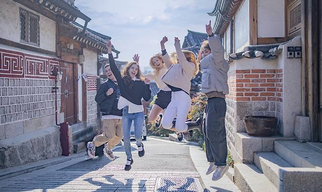 서울 북촌 한옥마을 외국인 관광객. 서울관광재단 제공