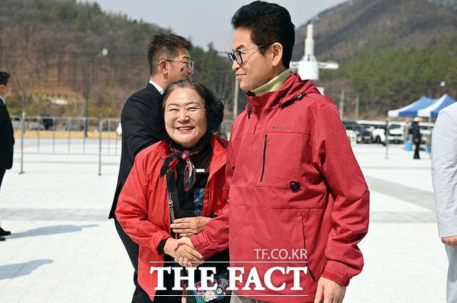 이철우 국민의힘 경북도지사 예비후보가 25일 의성군을 찾아 표밭을 다지고 있다. /이철우 캠프