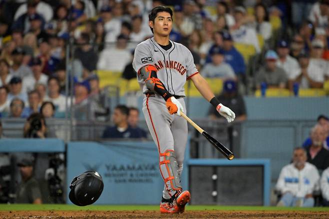이정후(샌프란시스코 자이언츠)가 메이저리그(MLB) 개막전을 무안타라는 아쉬운 성적으로 마쳤다. 사진은 지난해 9월20일 이정후가 미국 캘리포니아주 로스앤젤레스 다저 스타디움에서 열린 로스앤젤레스 다저스와의 경기에 출전한 모습. /로이터=뉴스1