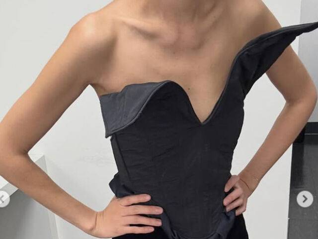 홍진경의 마른 몸매에 네티즌들이 걱정을 했다. / 홍진경 소셜미디어