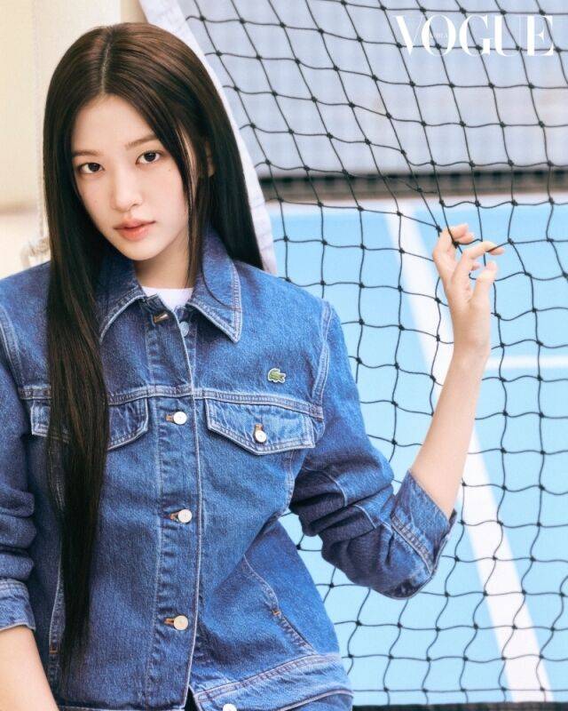 그룹 아이브 멤버 안유진 화보 / 보그 코리아