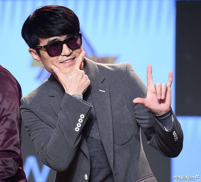 홍서범, 엑스포츠뉴스DB