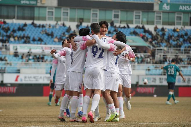 신생팀 돌풍을 일으키고 있는 파주FC (한국프로축구연맹 제공)