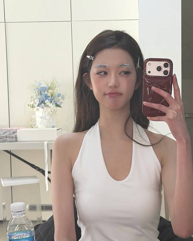 사진ㅣ장원영 SNS