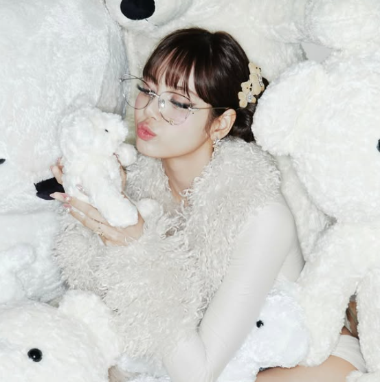 리사. 사진. | 리사 SNS