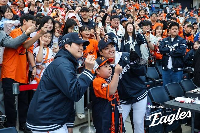 한화는 29일 대전한화생명볼파크에서 열린 '2026 신한 SOL Bank KBO리그' 키움 히어로즈와 경기에서 홈런 포함, 장단 15안타를 몰아쳐 10대 4로 이겼다. 한화이글스 제공