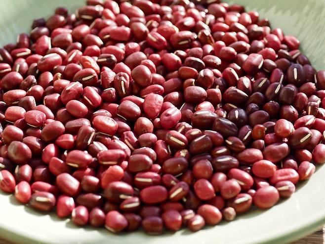 정세연 한의학 박사가 저속 노화를 돕는 음식으로 팥을 추천했다./사진=게티이미지뱅크