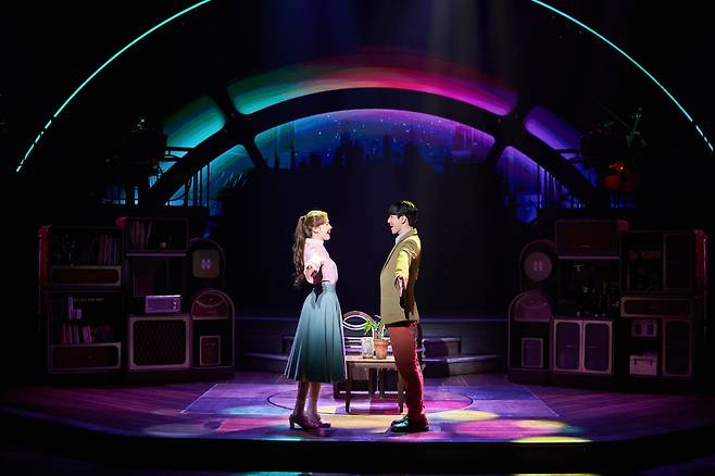 뮤지컬 '어쩌면 해피엔딩'.