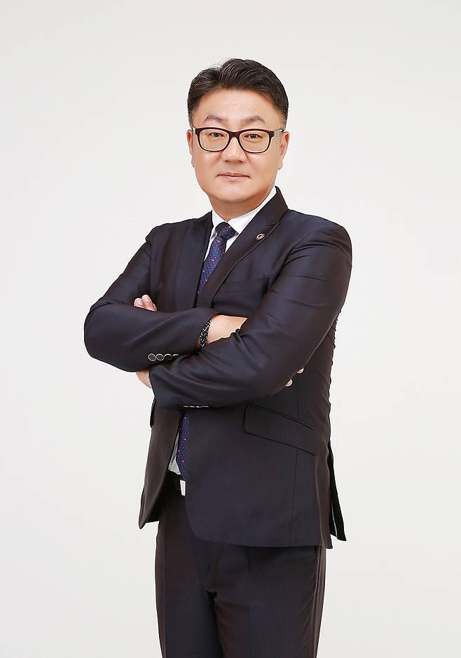 석강훈 대한스키스노보드협회 생활체육위원장(국립한국교통대학교 스포츠산업학과 교수)