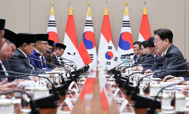 (서울=뉴스1) 이재명 기자 = 이재명 대통령이 1일 청와대에서 열린 프라보워 수비안토 인도네시아 대통령과 한·인니 확대 정상회담에서 발언하고 있다. 2026.4.1/뉴스1 Copyright (C) 뉴스1. All rights reserved. 무단 전재 및 재배포, AI학습 이용 금지. /사진=(서울=뉴스1) 이재명 기자