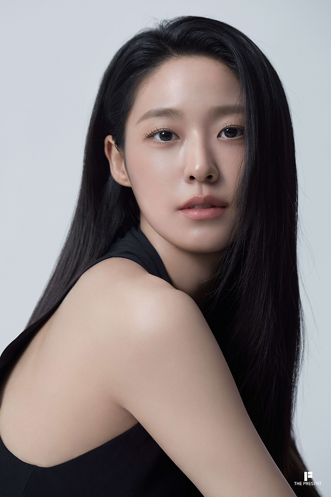 배우 김설현. 더브레젠트컴퍼니 제공