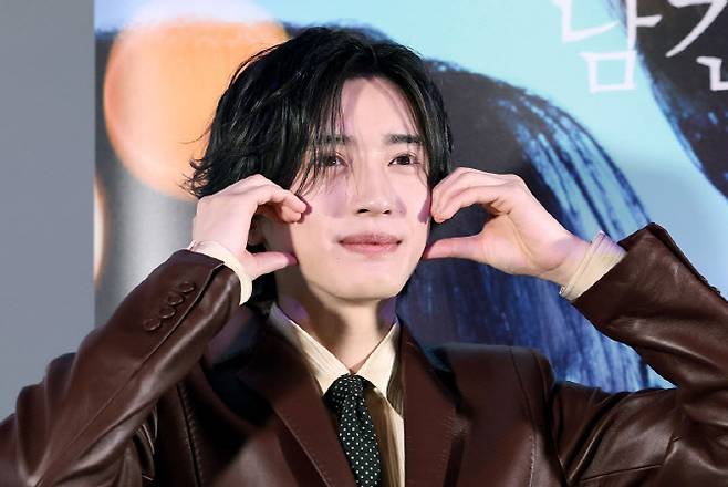 일본 배우 미치에다 슌스케가 3일 서울 용산구 CGV용산아이파크몰에서 열린 영화 네가 마지막으로 남긴 노래 기자 간담회에서 포즈를 취하고 있다.(사진=뉴스1)