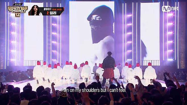 2일 엠넷 ‘쇼미더머니12’ 김하온의 무대에서 식케이가 출연한 모습.