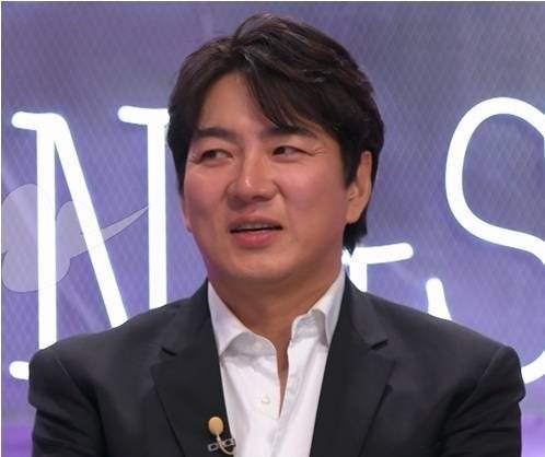 배우 송일국이 세 쌍둥이 아들 중 둘째인 민국이의 근황을 깜짝 공개했다. KBS2 제공