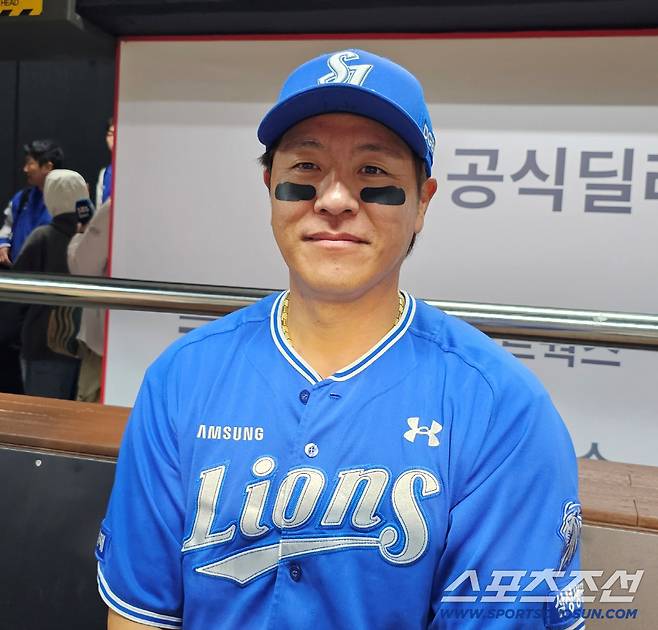 인터뷰에 임한 강민호. 김영록 기자