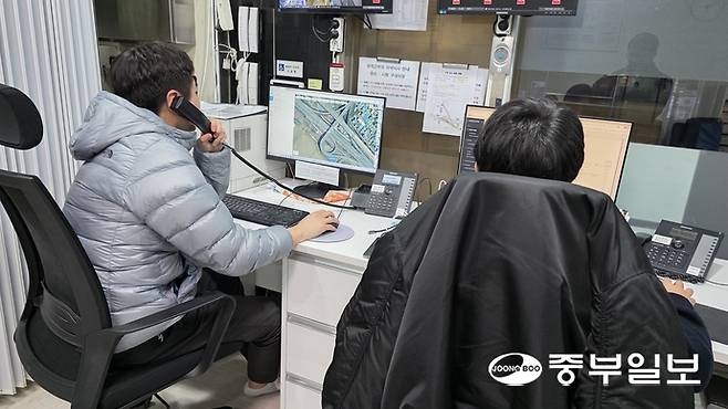 6일 첫 'AI 당직시스템' 운영에 들어간 고양특례시청 당직실 모습. 김태훈 기자