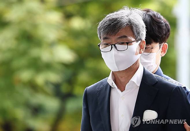 특검 향하는 이종호 전 블랙펄인베스트 대표. (서울=연합뉴스)