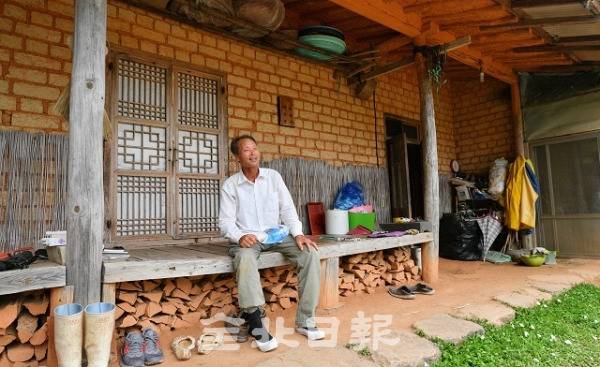 박형진 시인. 전북일보 자료사진