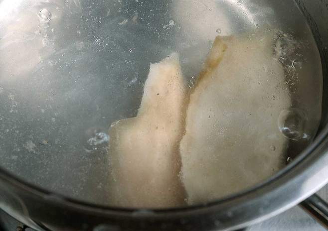 닭가슴살을 저온에 익히면 다이어트에 도움이 된다. /클립아트코리아