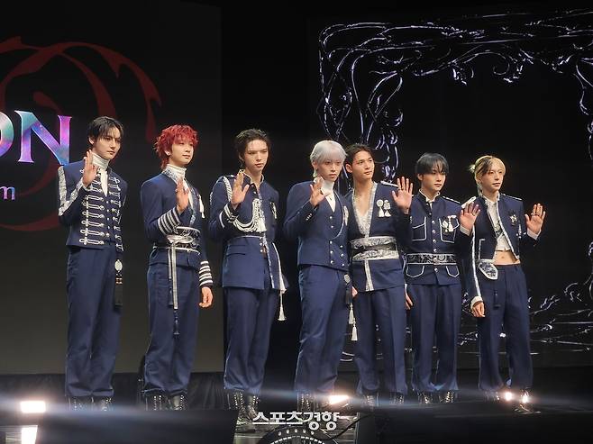 그룹 앰퍼샌드원 김승모, 카이렐, 브라이언, 나캠든, 마카야, 윤시윤, 최지호(왼쪽부터), 사진|이다원 기자