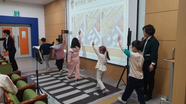 교육 사진. ⓒ용산구