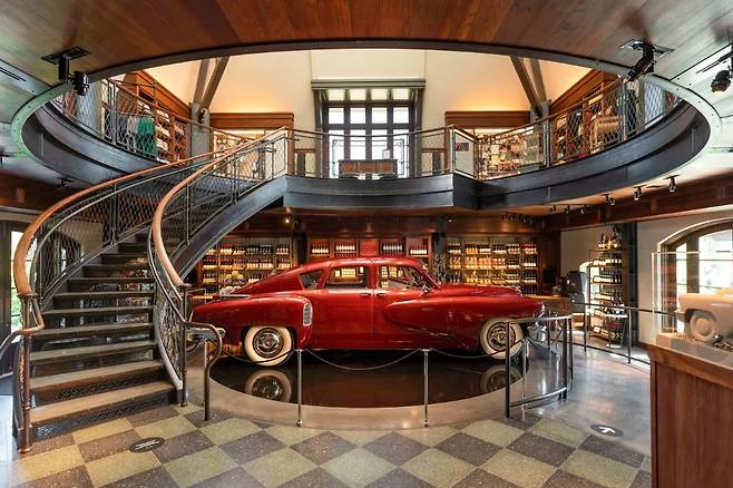 1948년식 터커 토피도. 홈페이지