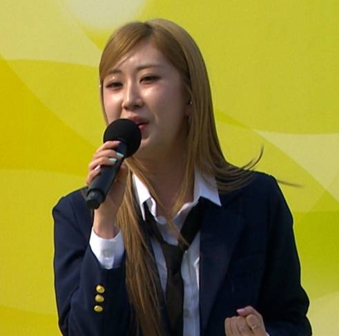 '트롯퀸' 전유진, '전국노래자랑' 경북 의성군 편 축하공연