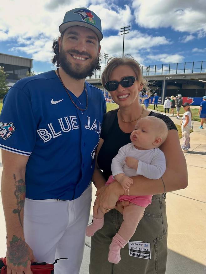 ▲ 코디 폰세 부부 ⓒ코디 폰세 SNS