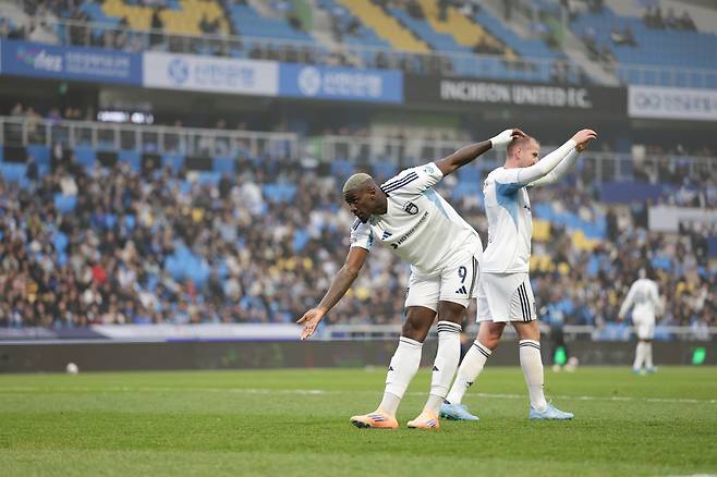 인천축구전용경기장/ K리그1/ 인천유나이티드 vs 울산HDFC/ 울산 말컹 득점/ 골 세레머니/ photo by Jaehoon Jung