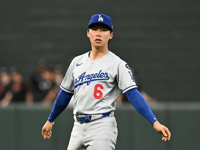 메이저리그(MLB) LA다저스 김혜성이 텍사스 레인저스와의 홈경기에서 2타수 무안타를 기록했다. 사진은 지난해 9월5일 미국 메릴랜드주 볼티모어 오리올파크 앳 캠든에서 김혜성이 볼티모어 오리올스와의 경기 전 몸을 푸는 모습. /사진=로이터