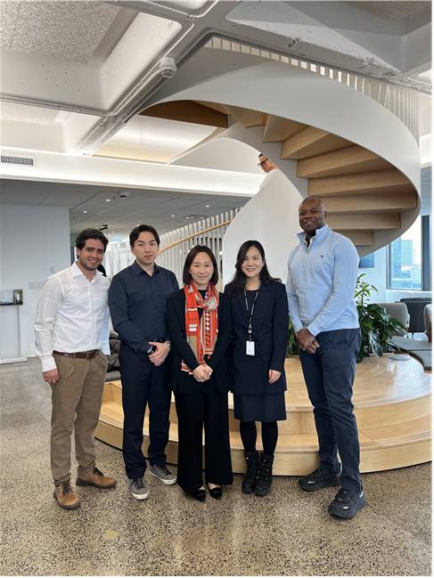 (왼쪽부터) WADA 교육부 매니저 넬슨 모랄레스(Nelson Morales), 임재윤 기획조정부장, 권정아 국제협력부장, WADA 교육부 선임 매니저 이강은, WADA 교육부 매니저 콜린 앨런(Colin Allen). /사진=KADA 제공