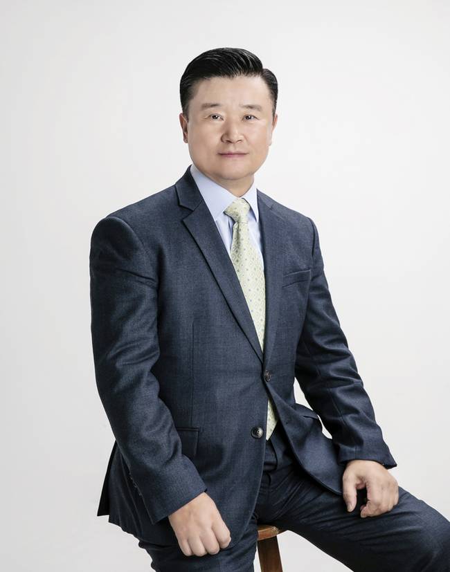 ▲ 최익봉 의성군수 예비후보. 최 예비후보는 지난 3월 선거사무소 개소 이후 지역 행사와 생활 현장을 중심으로 주민 접촉을 이어가며 정책 행보를 본격화하고 있다. 최익봉 예비후보 측 제공