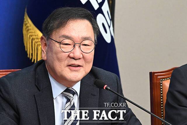 더불어민주당 ‘착!붙 공약 프로젝트’ 단장을 맡은 김태년 의원.