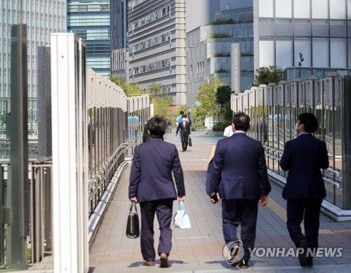 일본 도쿄 직장인들. 출처=연합뉴스