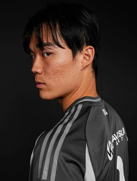 ▲ 프리미어리그 빅클럽이 오현규를 예의주시하고 있다. 페널티박스 안에서 기민한 움직임과 공중볼 다툼 능력, 뛰어난 결정력이 장점인 오현규를 맨체스터 유나이티드와 토트넘 홋스퍼가 눈여겨보고 있다는 소식이다. ⓒ 베식타스