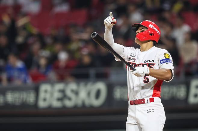 KIA 김도영이 올 시즌 4번타자를 책임지며 팀의 타선 고민을 지우고 있다. 사진제공|KIA 타이거즈