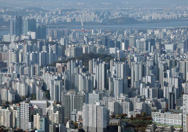 서울 시내 일대 아파트 단지. (연합)