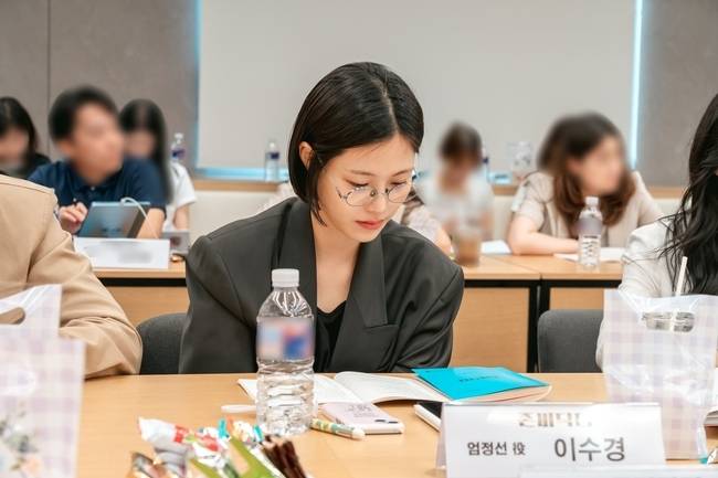 KT스튜디오지니