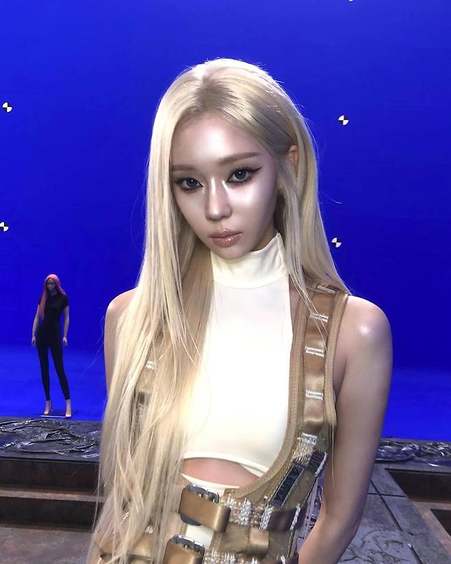 윈터. 에스파 SNS.