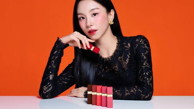 돌체앤가바나 뷰티 트와이스 채영 화보(신세계인터내셔날 제공)