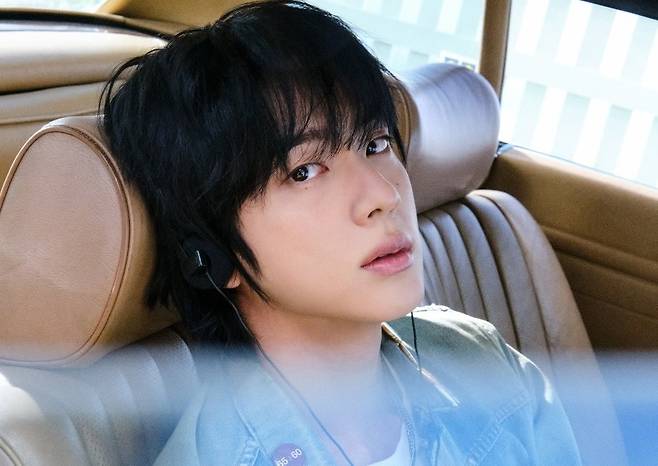 방탄소년단 진, '빌보드 재팬 아티스트 100' 70주 진입..'大기록'