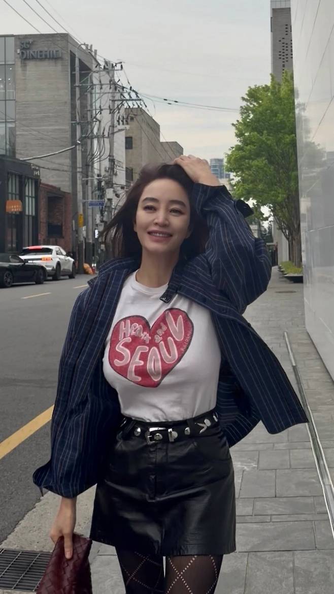 김혜수 SNS.