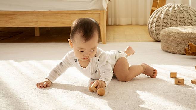 생후 9개월 무렵 금속 성분이 체내에 많이 유입될수록 아기의 뇌 발달을 저해하는 것으로 나타났다|출처: 클립아트코리아