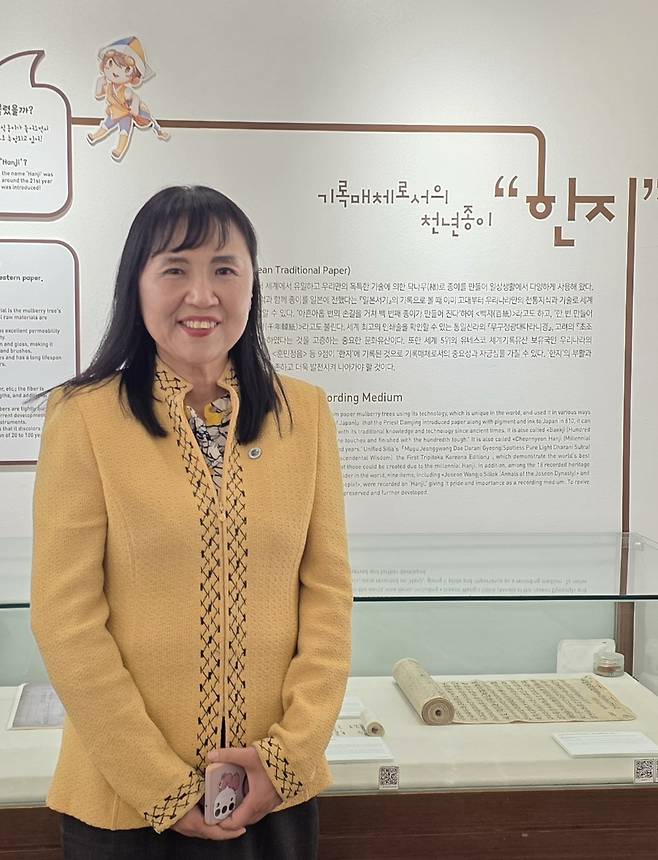 한국어교육재단 구은희 이사장 (서울=연합뉴스) 박현수 기자 = 지난 4일 서울 중구 장충동 종이나라박물관에서 연합뉴스와 만난 한국어교육재단 구은희 이사장. 2026. 5. 4. phyeonsoo@yna.co.kr