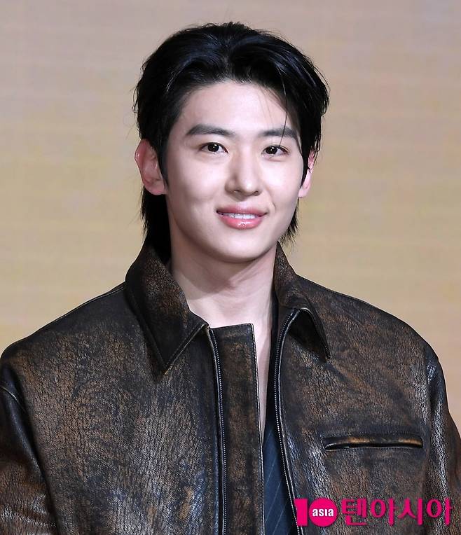 덱스가 몰카에 당해 제작진에게 사과했다./사진=텐아시아DB
