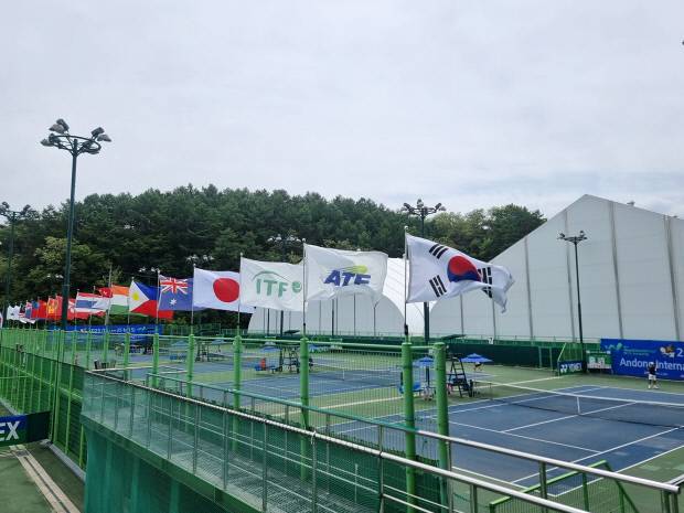 안동시가 오는 10~17일까지 8일간 안동시민운동장 테니스장에서 '2026 ITF 안동국제남여테니스투어대회'를 개최한다. 안동시 제공.