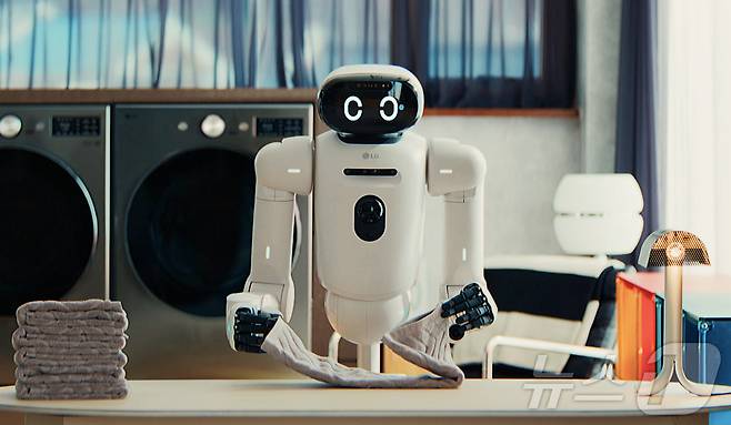 iF 디자인 어워드 2026에서 본상을 수상한 홈로봇 'LG 클로이드'의 모습. (LG전자 제공. 재판매 및 DB 금지) 2026.2.25 ⓒ 뉴스1