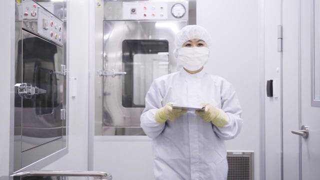 올해 국산 신약 42호와 43호가 잇따라 허가를 받으면서 국산 신약 개발에도 탄력이 붙고 있다. 사진은 42번째 국산 신약 ‘림카토(성분명 안발캅타젠오토류셀)’의 임상 1상 결과를 발표할 때 모습. /뉴시스