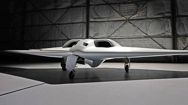 2024년 노스럽그러먼이 공개한 XRQ-73 시험기 모습 / Northrop Grumman